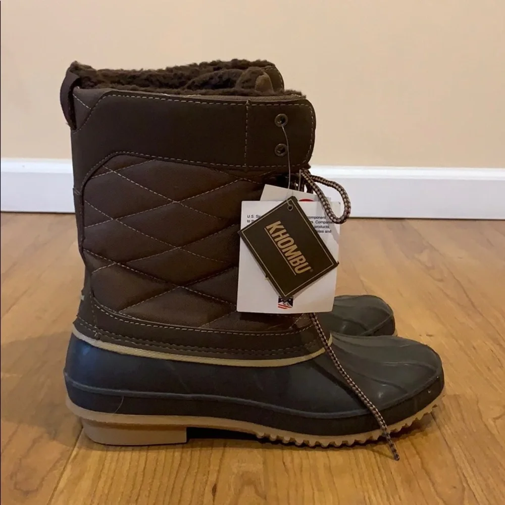 NWT Khombu Annabel Tufted Duck Boots Women’s 9/10 - Picture 2 of 15
